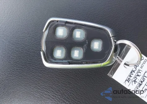 2017 Cadillac Xt5 Premium Luxury z USA, uszkodzony, nr VIN 1GYKNCRS1HZ135053